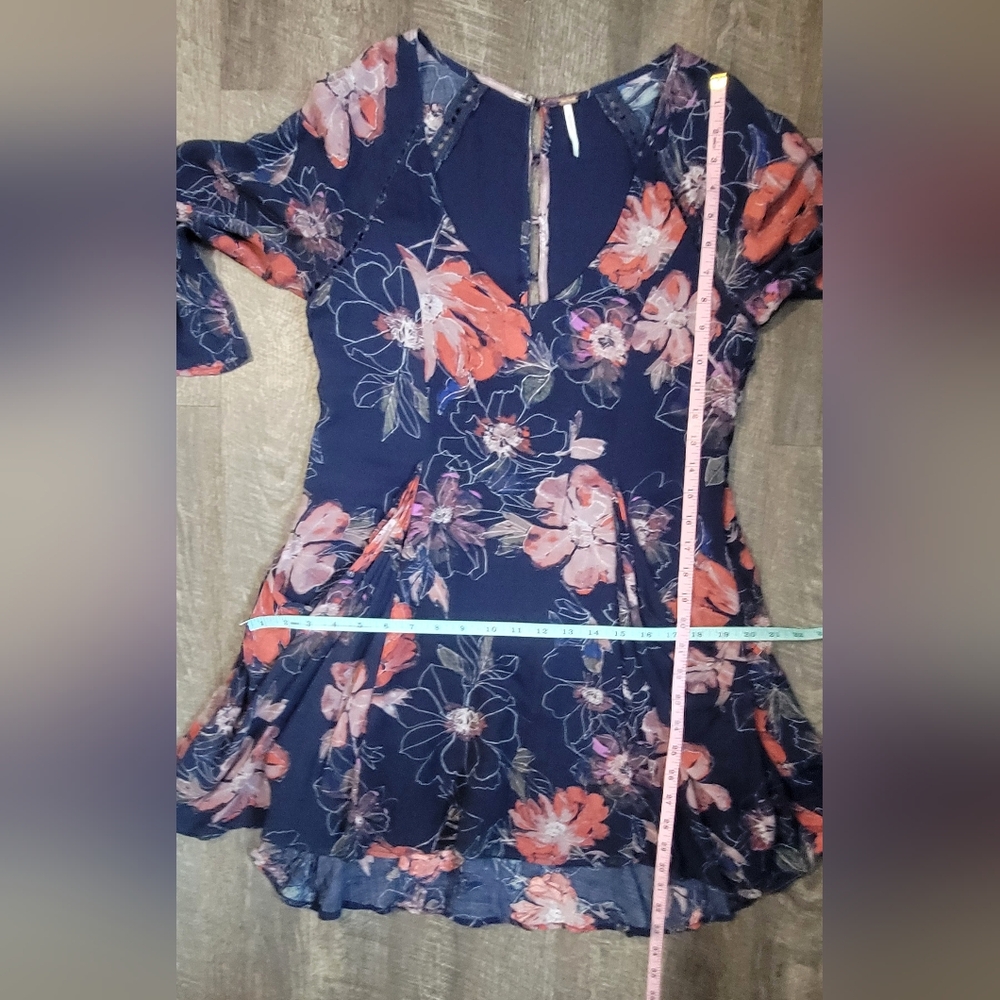 Free People All Eyes on You Floral Mini Dress Tunic Womens 2 Navy Pink Flowy Boh - Picture 13 of 15